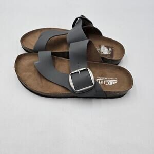 WHITE MOUNTAIN Women's Gray Leather Thong Sandal With‎ Buckle Sz 8 M